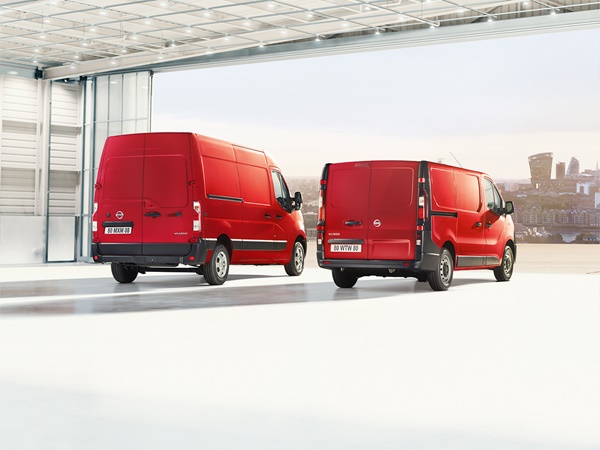 Nissan NV400 (4) Lease